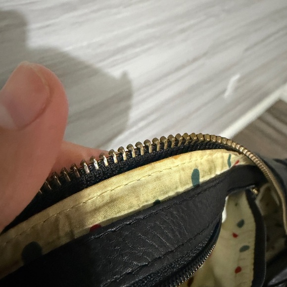 Hilary Radley Black Leather Hobo Bag - Picture 5 of 11